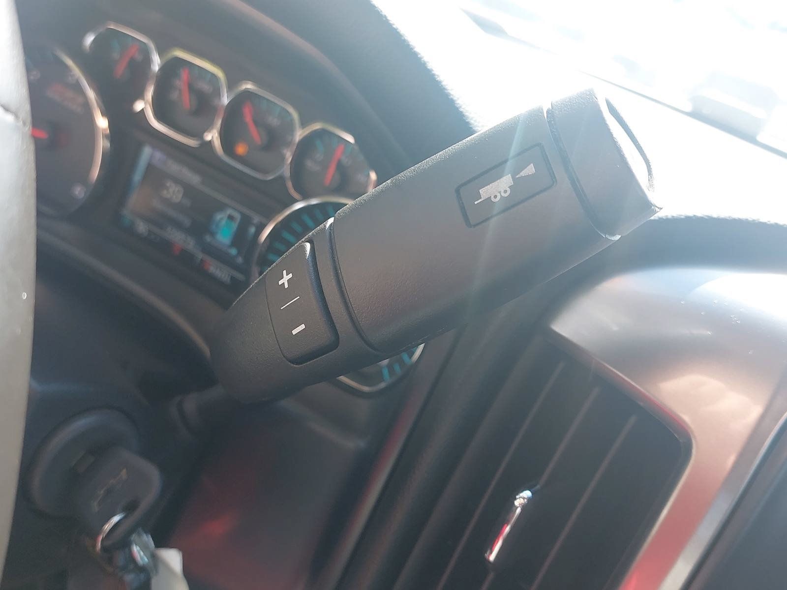 Used 2017 Chevrolet Silverado 1500 LT w/ All Star Edition AWD/4WD image 23