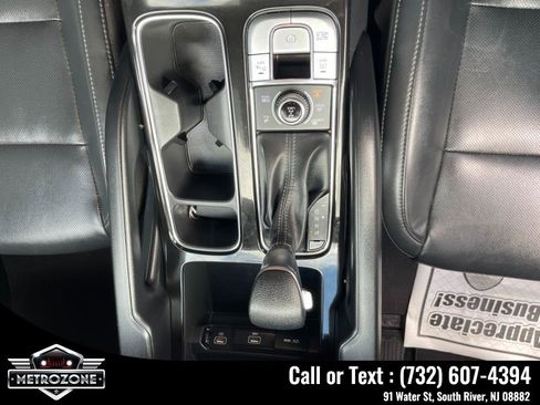 Used 2021 Kia Telluride LX image 32