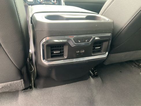 Used 2024 GMC Sierra 1500 Denali w/ Denali Reserve Package AWD/4WD image 25