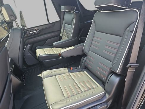 Certified 2026 GMC Yukon AT4 Ultimate AWD/4WD image 19