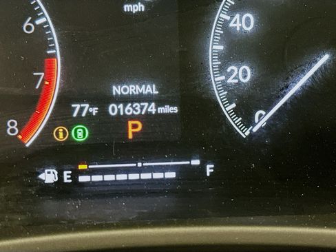 Used 2025 Honda Civic Sport image 19