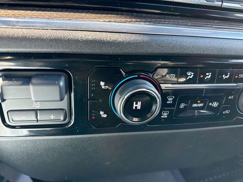 Used 2024 Chevrolet Silverado 1500 LT w/ Convenience Package II image 35