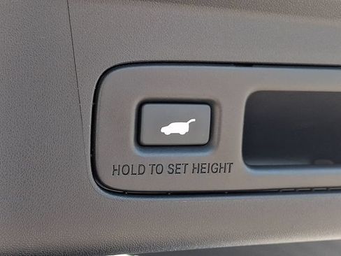 Used 2025 Acura ADX FWD image 33
