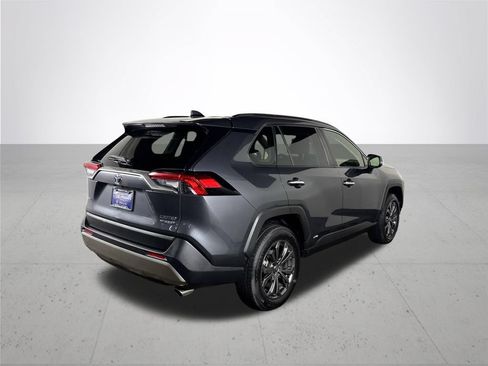 Used 2023 Toyota RAV4 Limited AWD/4WD image 6