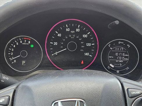 Used 2016 Honda HR-V EX image 9