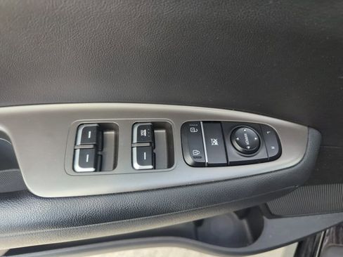 Used 2020 Kia Optima LX FWD image 28