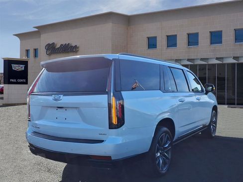 Used 2021 Cadillac Escalade ESV Sport w/ Driver Assist Tech Package image 5