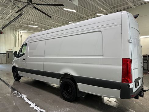 New 2025 Mercedes-Benz Sprinter 3500 image 3