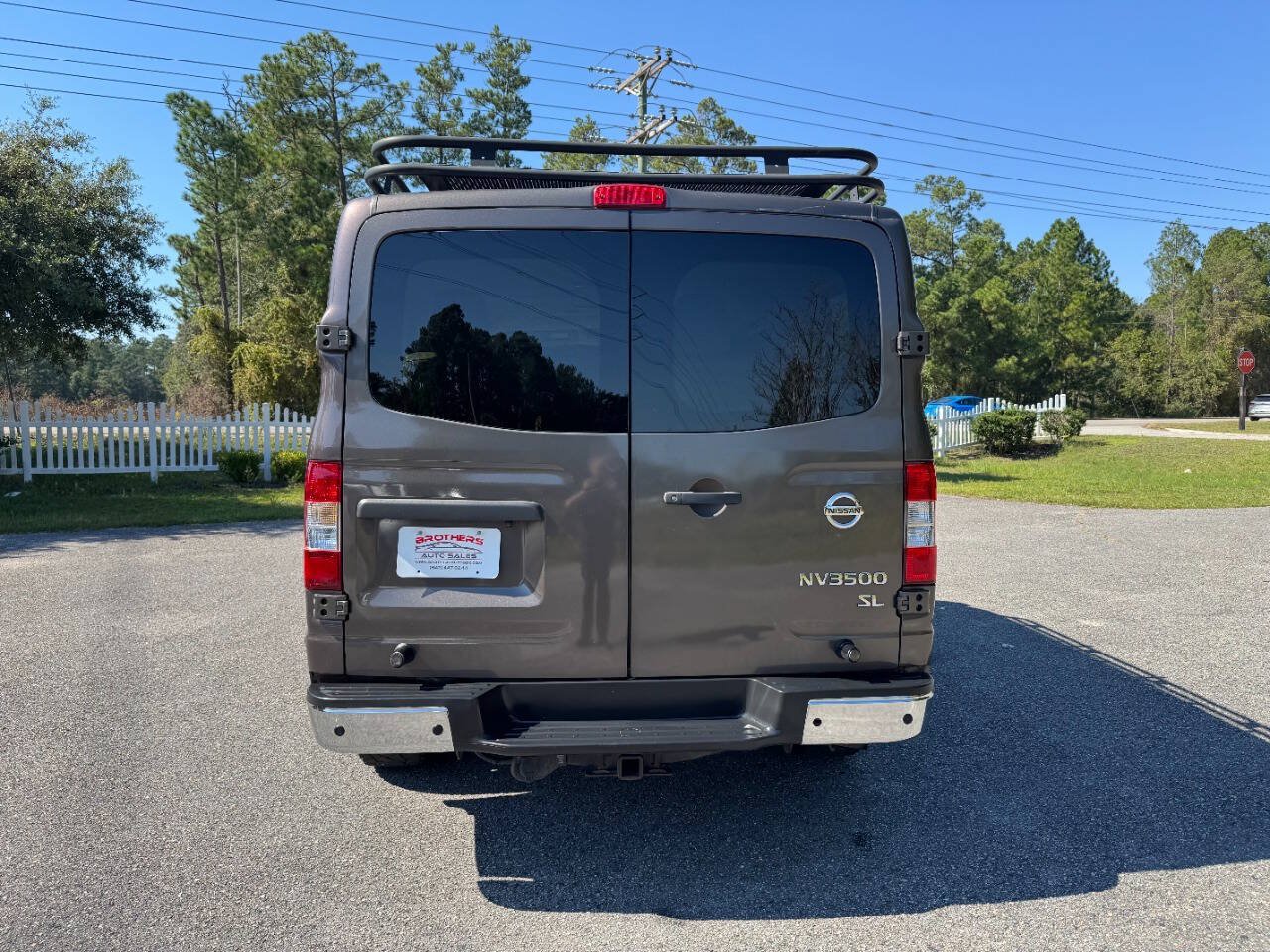 Used 2017 Nissan NV 3500 SL RWD image 32