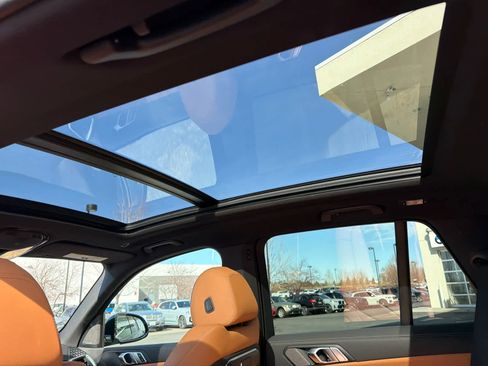 New 2026 BMW X5 xDrive40i w/ M Sport Package image 19