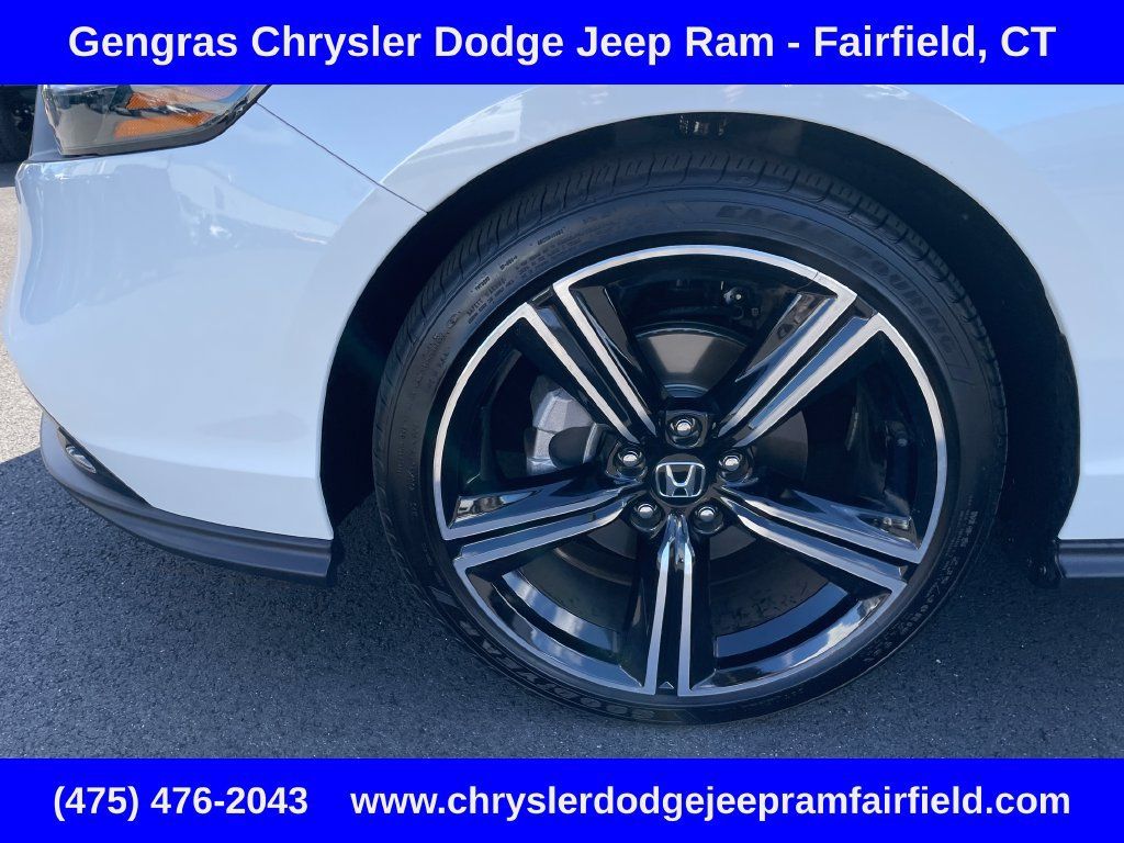 Used 2026 Honda Accord SE image 12