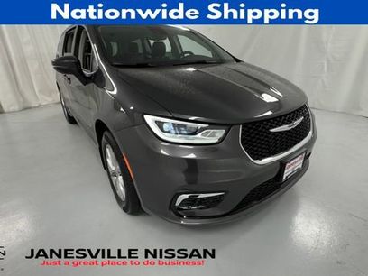 Used 2023 Chrysler Pacifica Touring-L