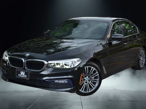 Used 2018 BMW 540i xDrive AWD/4WD image 3