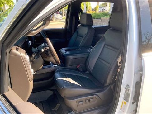 Used 2021 GMC Sierra 2500 Denali w/ Denali Ultimate Package AWD/4WD image 25