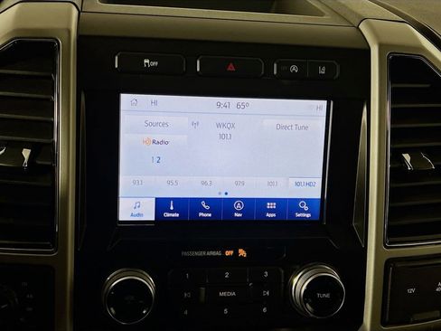 Used 2020 Ford F150 Lariat w/ Equipment Group 502A Luxury image 15