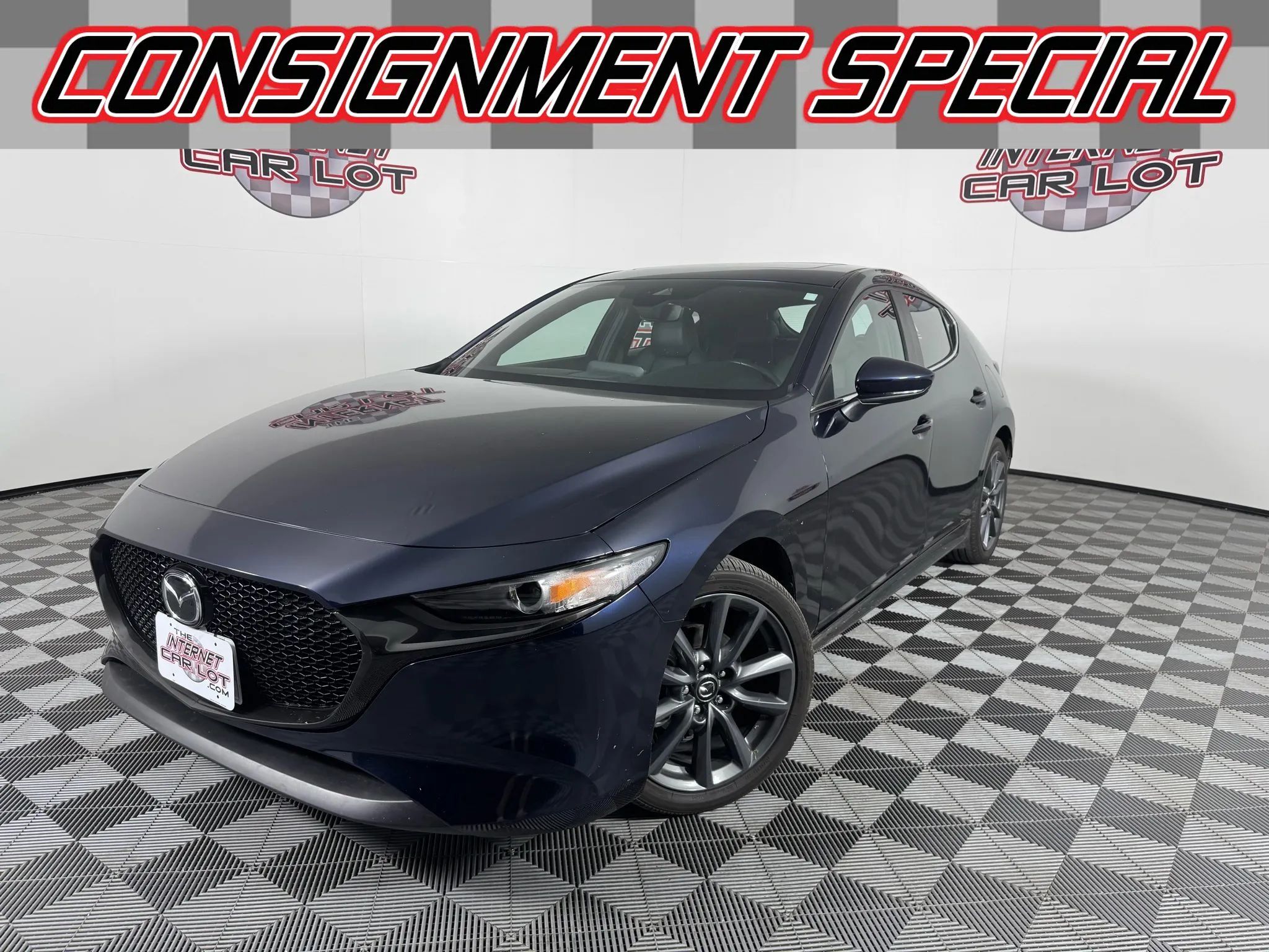Used 2023 MAZDA MAZDA3 s FWD image 1