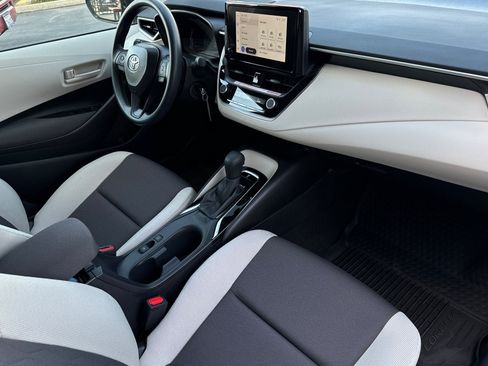 New 2026 Toyota Corolla LE FWD image 17