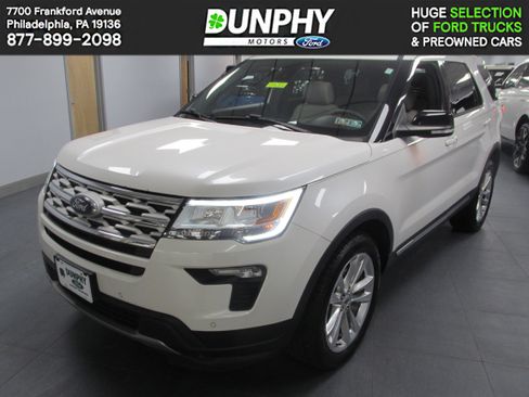 Certified 2018 Ford Explorer XLT w/ Equipment Group 202A image 1