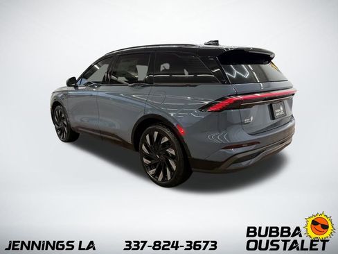 New 2026 Lincoln Nautilus Reserve w/ Jet Appearance Package image 3