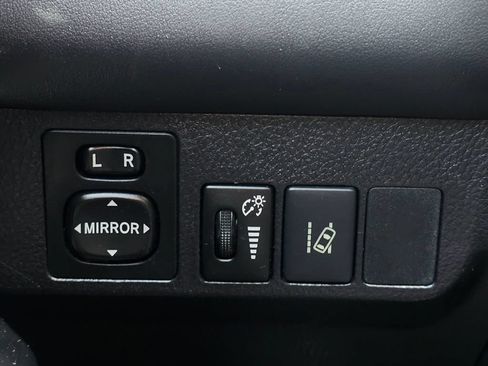 Used 2016 Toyota RAV4 Limited w/ Advanced Technology Package AWD/4WD image 31
