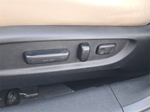 Used 2016 Honda Accord EX-L image 18