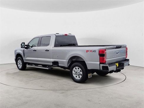 Certified 2024 Ford F350 XLT w/ 360-Degree Camera Package image 3