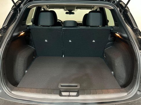 New 2026 Nissan Kicks SV w/ Cold Weather Package FWD image 22