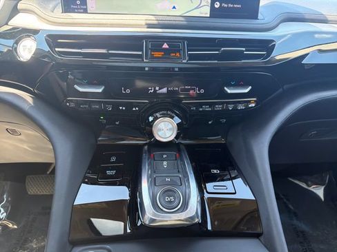 Used 2025 Acura MDX w/ Technology Package AWD/4WD image 22