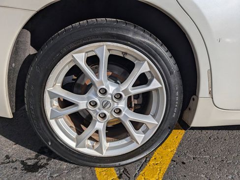 Used 2012 Nissan Maxima 3.5 S image 9