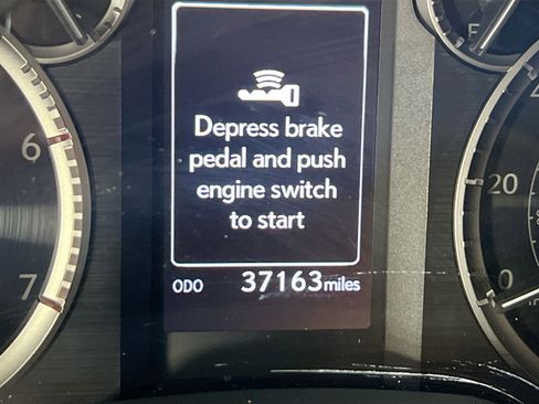 Used 2023 Lexus GX 460 Premium w/ Premium Package image 12