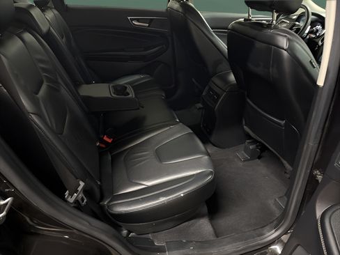 Used 2022 Ford Edge Titanium AWD/4WD image 14