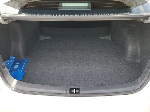 Used 2026 Toyota Corolla LE FWD image 8