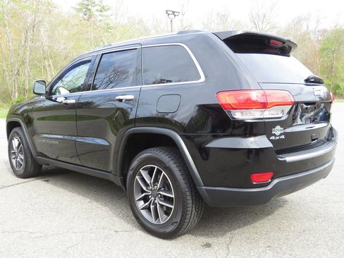 Used 2019 Jeep Grand Cherokee Limited AWD/4WD image 7