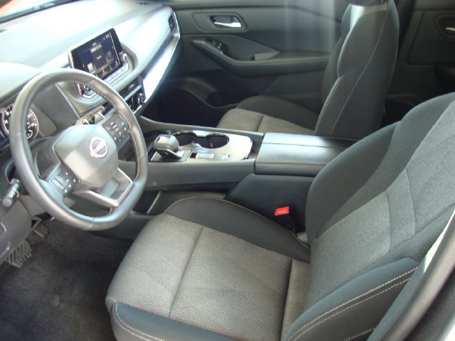 Used 2026 Nissan Rogue SV FWD image 18