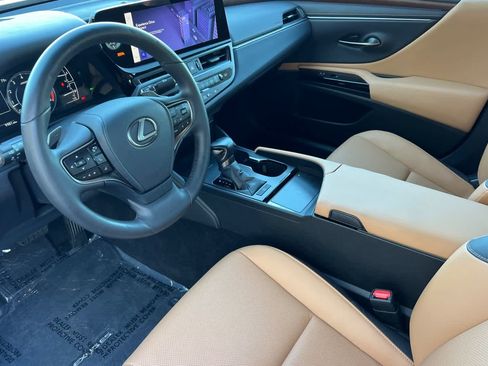 Certified 2024 Lexus ES 350 w/ Premium Package FWD image 11