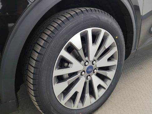 Used 2020 Ford Escape Titanium AWD/4WD image 31
