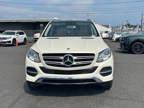 Used 2018 Mercedes-Benz GLE 350 4MATIC image 4