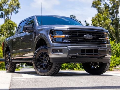 New 2025 Ford F150 XLT w/ Equipment Group 302A MID image 11