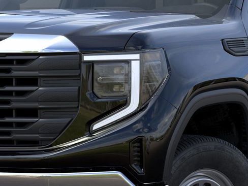 New 2026 GMC Sierra 1500 Pro AWD/4WD image 10
