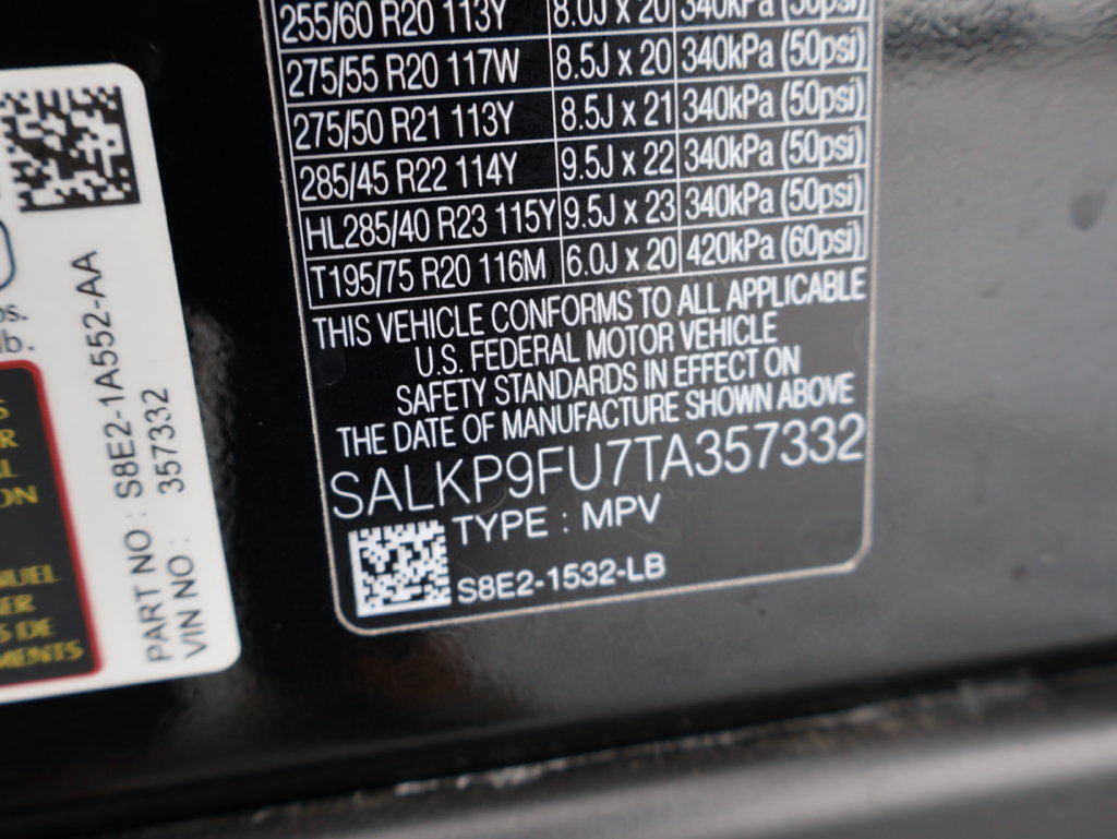 Used 2026 Land Rover Range Rover SE AWD/4WD image 38