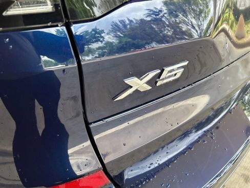 Used 2024 BMW X5 xDrive40i w/ M Sport Package AWD/4WD image 18
