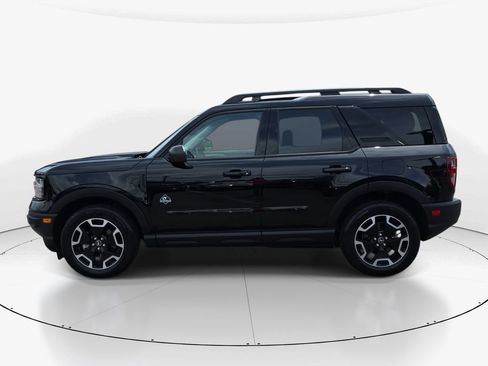 Used 2023 Ford Bronco Sport Outer Banks w/ Tech Package AWD/4WD image 10