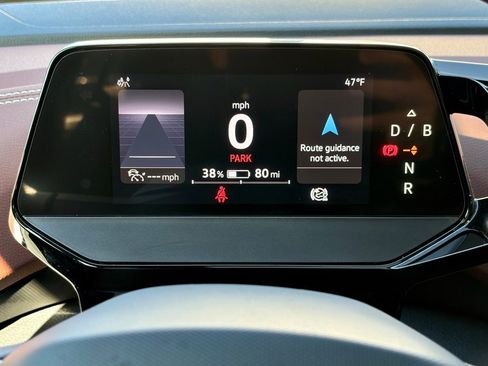 Used 2022 Volkswagen ID.4 Pro S w/ Gradient Package image 9