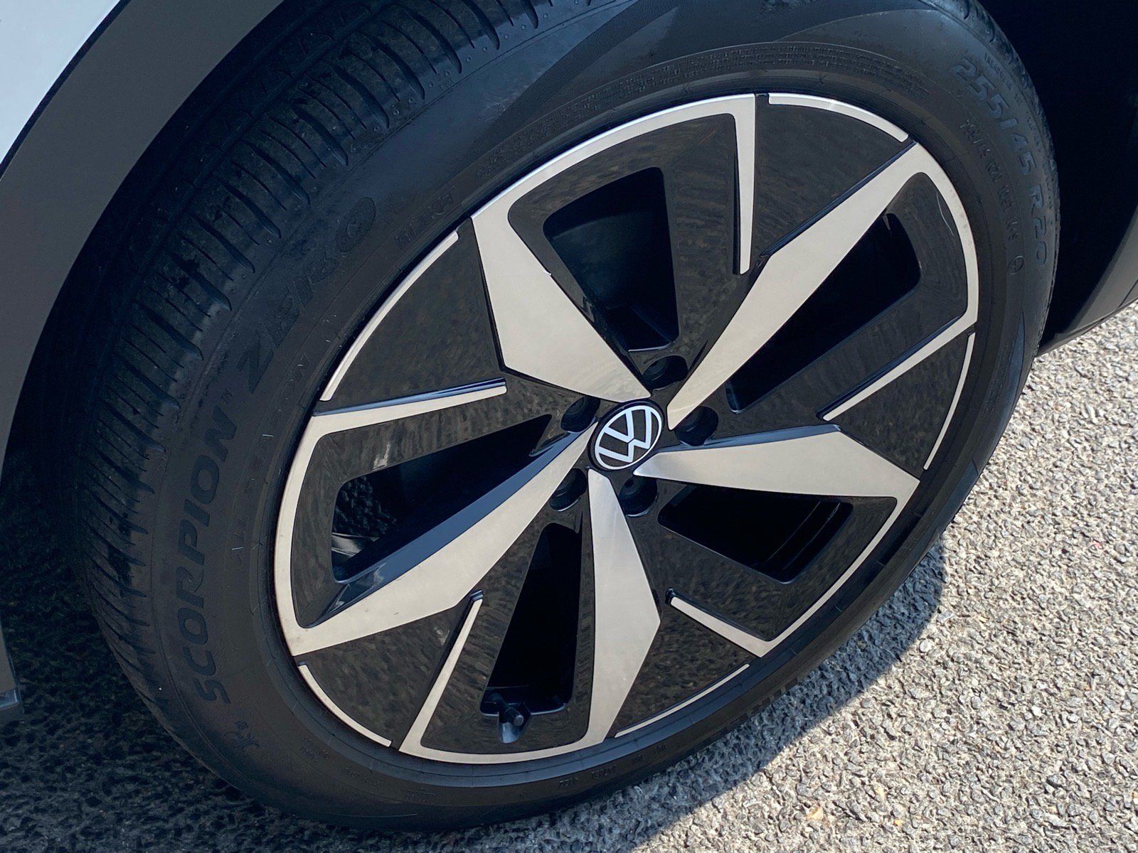 Used 2023 Volkswagen ID.4 Pro S AWD/4WD image 22