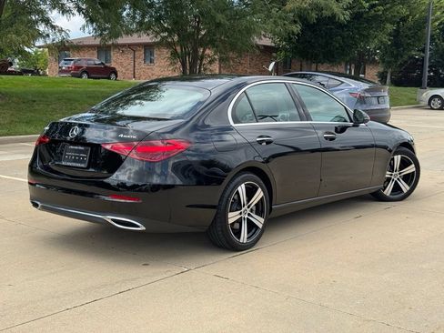 Used 2025 Mercedes-Benz C 300 4MATIC Sedan image 2