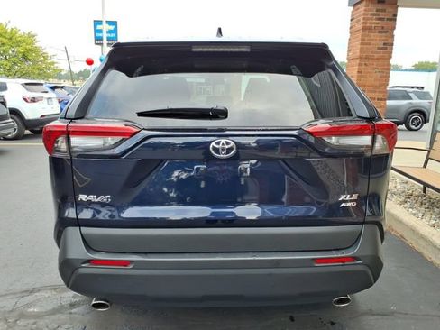 Used 2025 Toyota RAV4 XLE AWD/4WD image 22