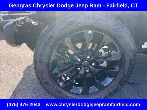 Certified 2025 Jeep Wrangler Unlimited Sahara w/ Safety Group AWD/4WD image 12