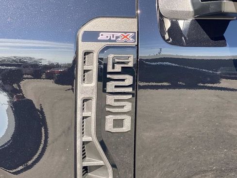 New 2026 Ford F250 XL w/ STX Appearance Package AWD/4WD image 8