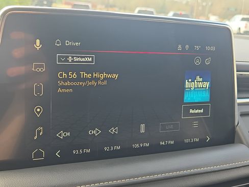 Used 2023 GMC Yukon SLT image 31