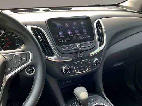 Used 2023 Chevrolet Equinox LT AWD/4WD image 9